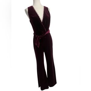 Aakaa Plum Velvet Tie Waist Jumpsuit Size Medium